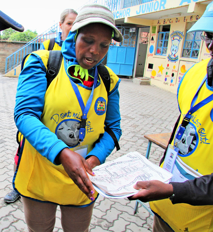 A day in the life of Julia Kimutai as a Sub-County Community Strategy Coordinator in Nairobi, Kenya. ©WHO EMRO