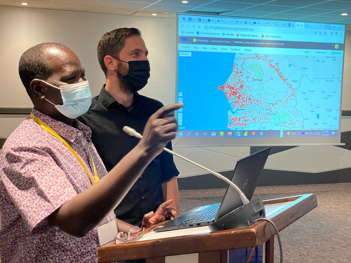 John Kipterer and Frank Salet moderating a PowerBI training session at the GIS capacity building workshop in the Dakar. © WHO